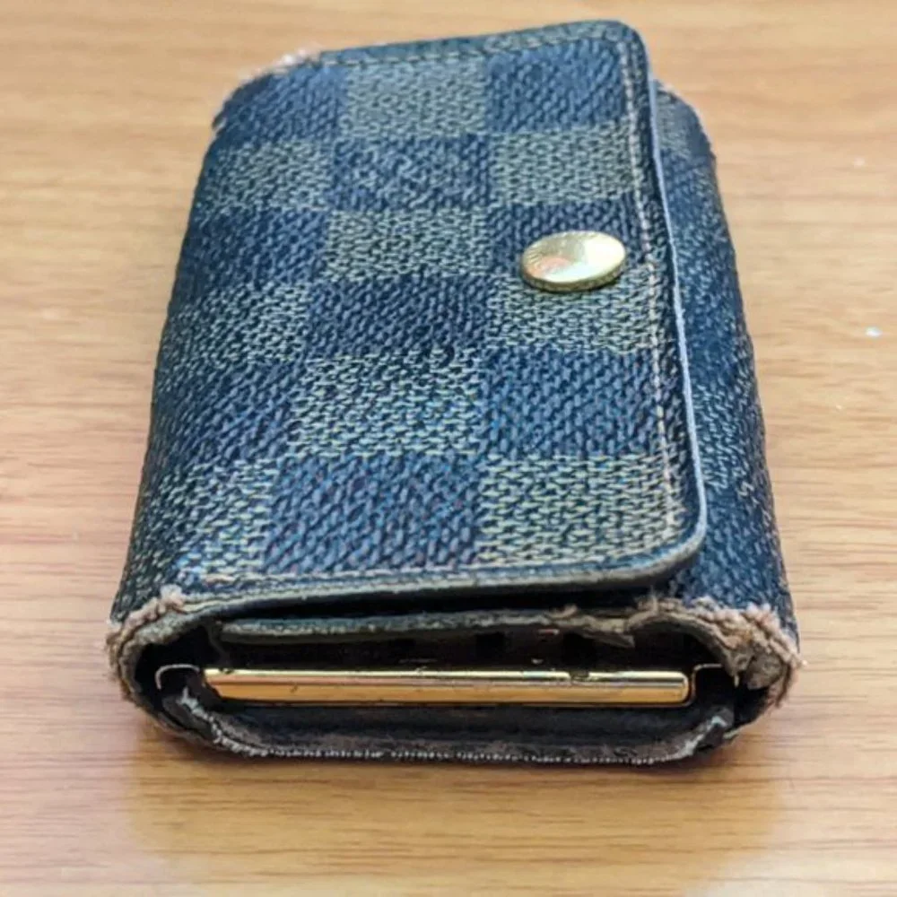 Louis Vuitton Damier Key Holder/Wallet #1527💥PRICE DROP💥